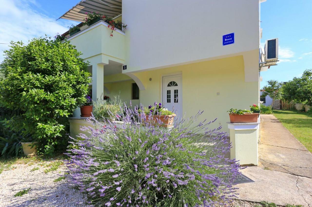 Apartments Romansa Zaton  Exterior photo