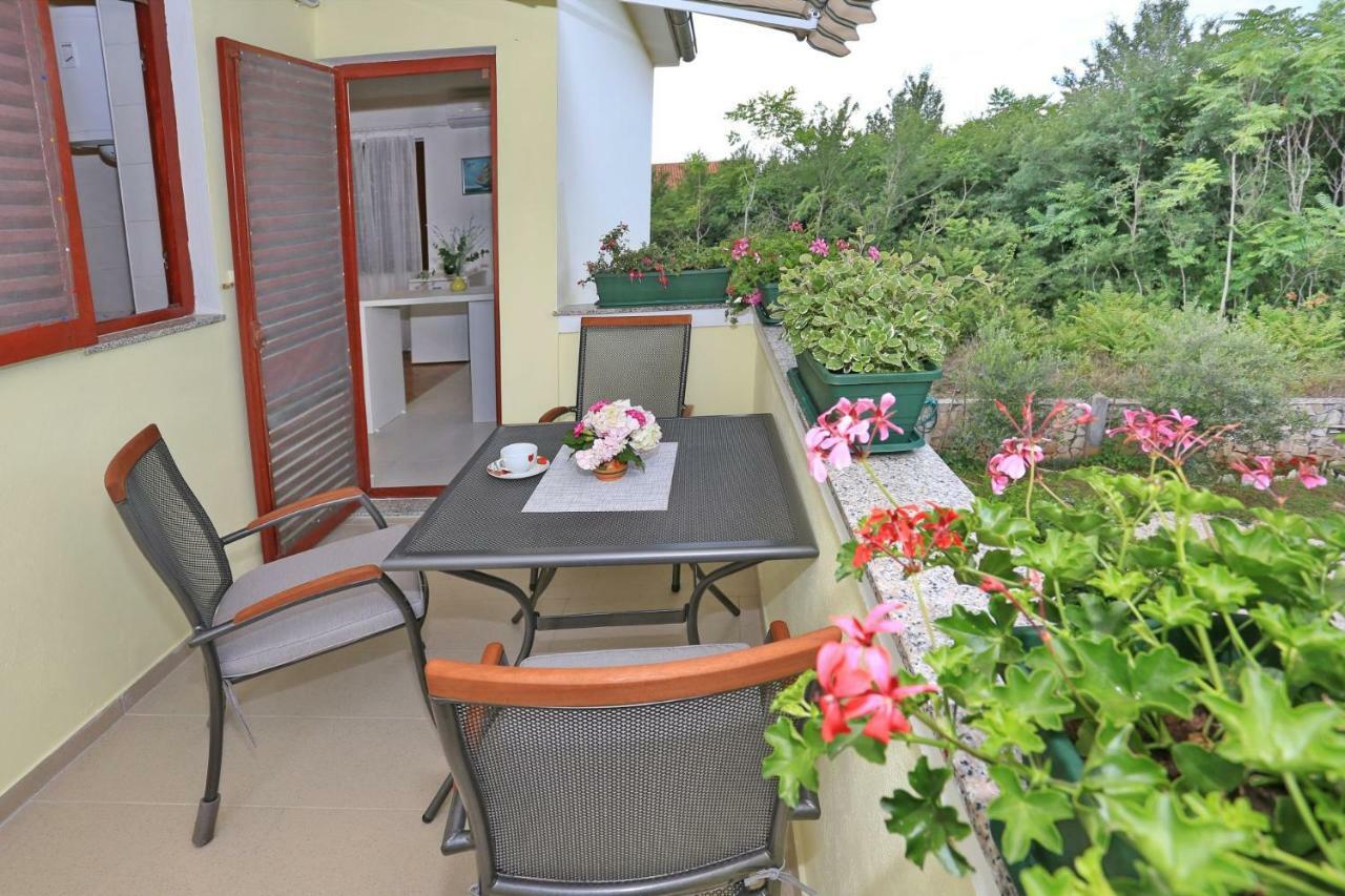 Apartments Romansa Zaton  Exterior photo
